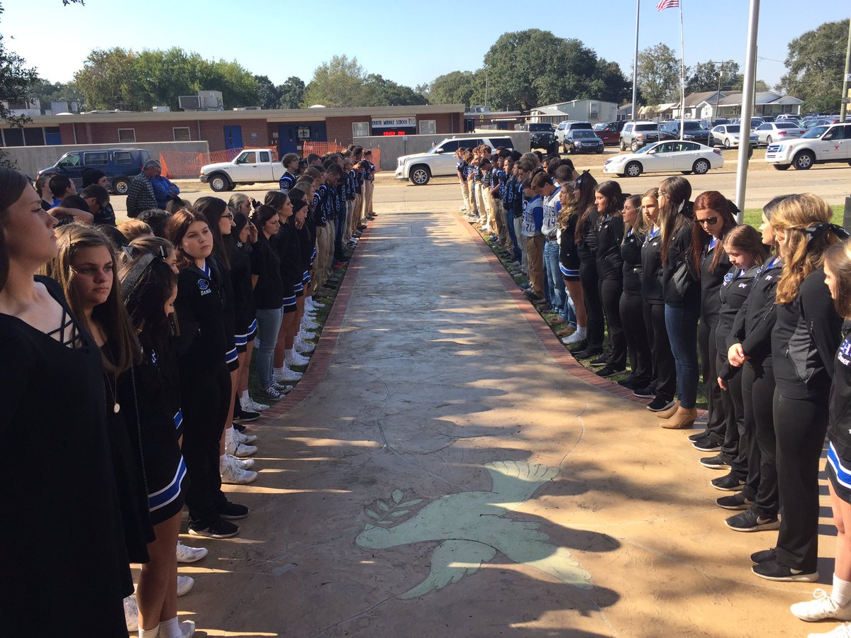 erath_high's tweet photo. I am very thankful and appreciative of every EHS student that participated in the celebration of life and legacy for Ross. https://t.co/JBUlqUIKK5