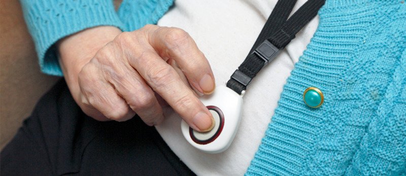 Baby Boomers: Should You Invest in a Medical Alarm? zoot.li/dg2pt