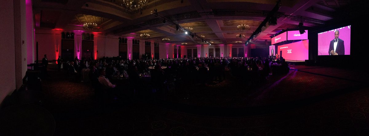 dbreach's tweet photo. Awards Night #Nexo #Yamaha #GrandMA2 #Martin #Absen #Panasonic #Ross #Hitachi #REACHComm https://t.co/8DXdEUYriY