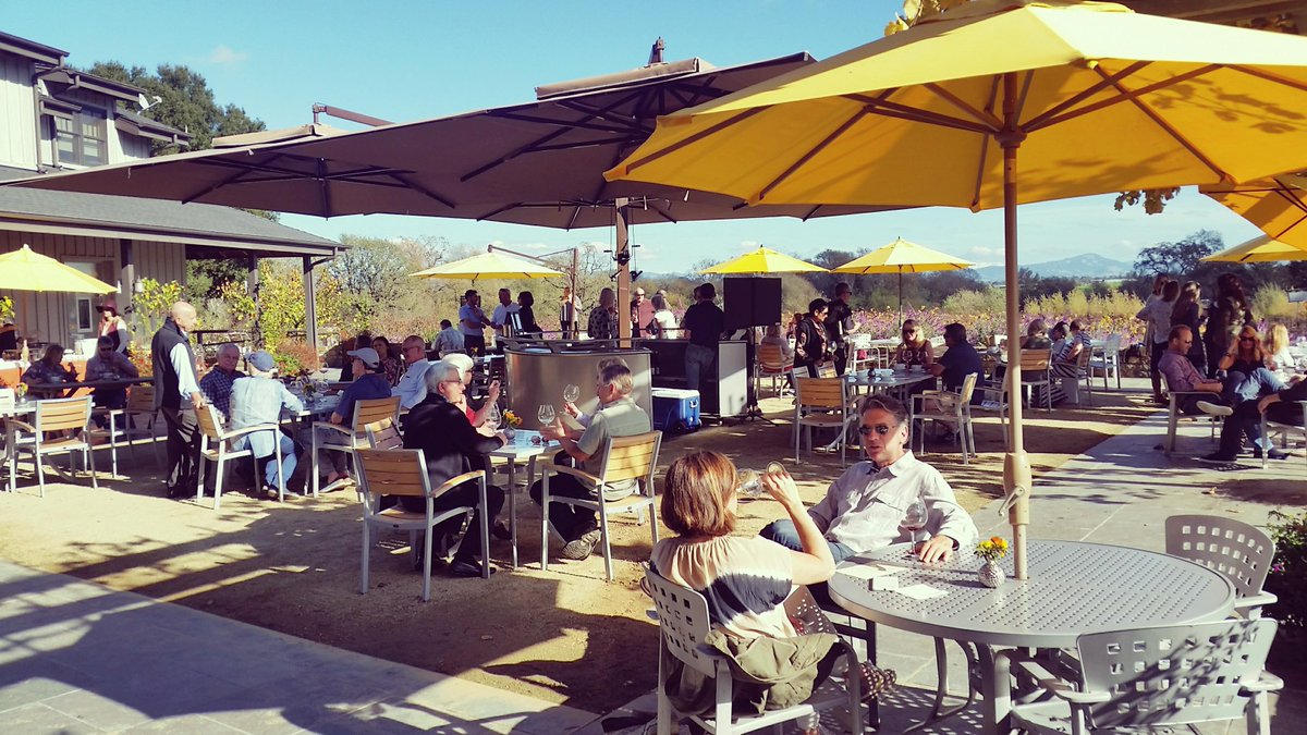 lynmarestate's tweet photo. This past weekend we invited our members to immerse themselves in the elements of #PureLynmar terroir - air, fire, earth, & water stations. https://t.co/TOZwN1Buj3