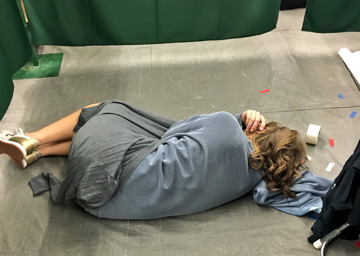 sophieclark34's tweet photo. OASC exploring the back of my eyelids #OASCexplore https://t.co/LfSvwb4zde