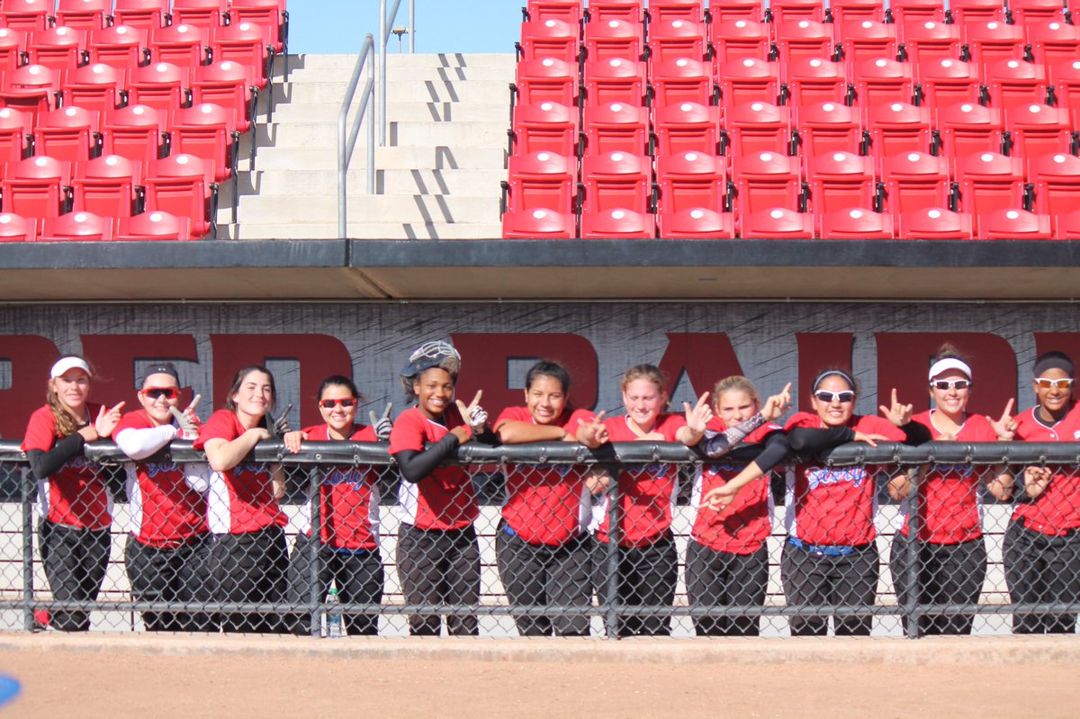wacikebb's tweet photo. Being a tech fan my whole life, moments like this are surreal. #ttusb https://t.co/60zS10TF1i