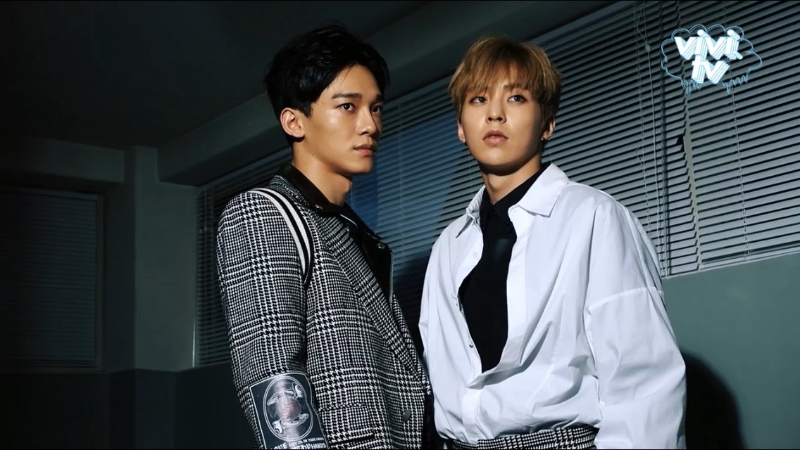 CHENlog's tweet photo. noone can keep xiuchen apart https://t.co/zBlz0QzmAV