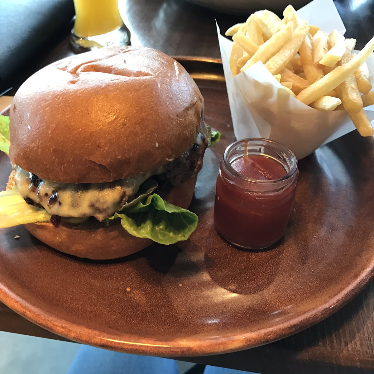 shubanasheehan's tweet photo. Love my #burgers #wagyubeef #fries #Spacekitchen #cbr @CBRFoodie https://t.co/KTjAuw5WQx