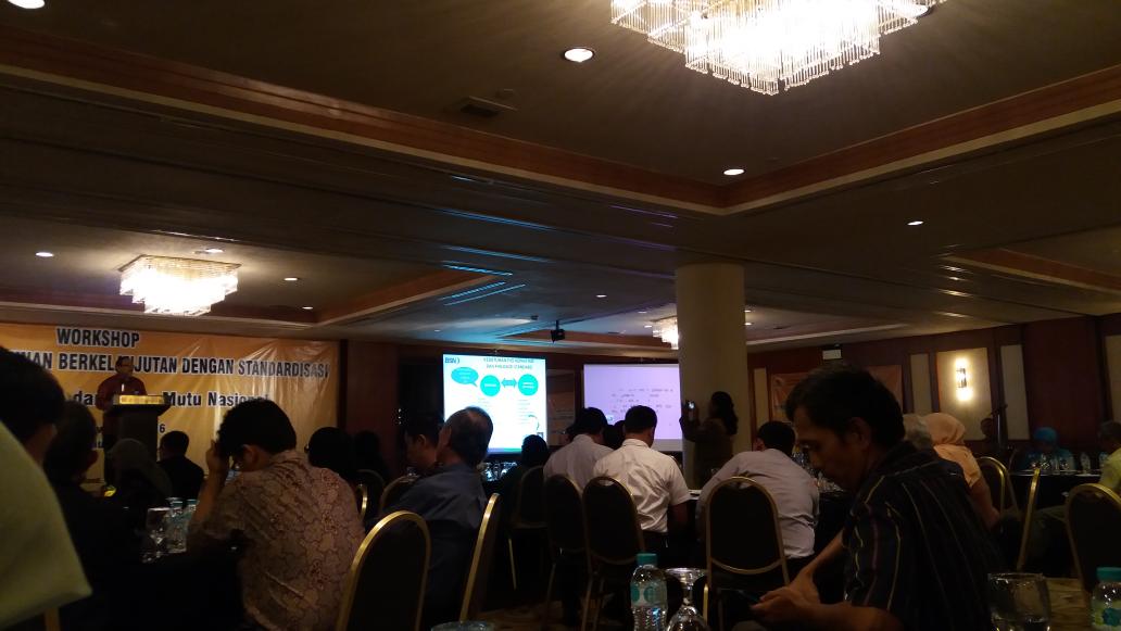 Saat ini Kepala BSN sedang membicarakan standarisasi pembangunan di Indonesia. #SCP #SDGs #SML #SPM #Ecolabel