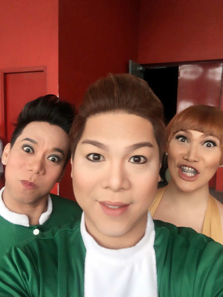 MCmuah's tweet photo. Maagang ganap ngayon araw na ito, halika na mga beks at kayod na tayo #iponipon #MCniansangels #TatakPunchLaff https://t.co/KfRilsGD9I