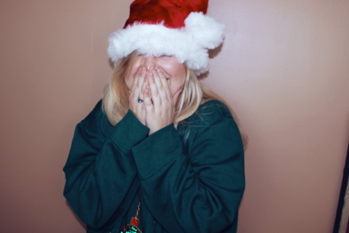 Lessosmore's tweet image. When people tell me it's too early for Christmas music