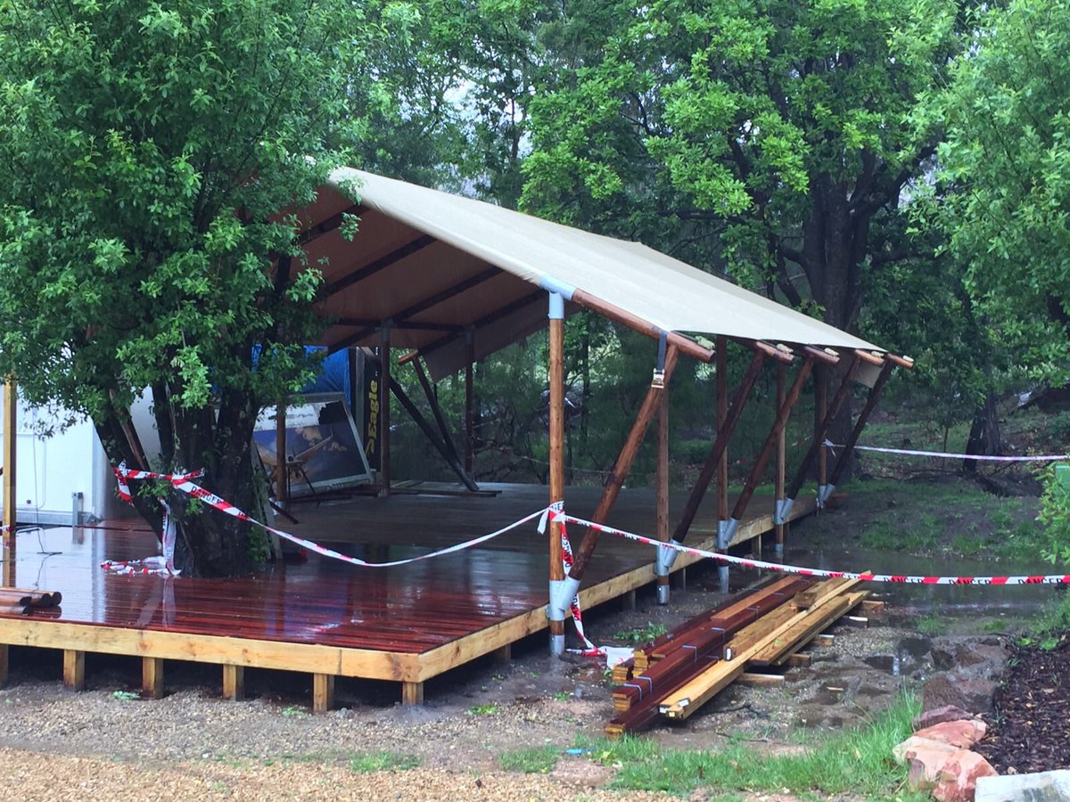 GlamXperience's tweet photo. Super excited, our first safari tent is build at @hglakeside 👌The tent is combined with a flightsimulator. That's an unique experience 🙋 https://t.co/G8x9Ep4HqB