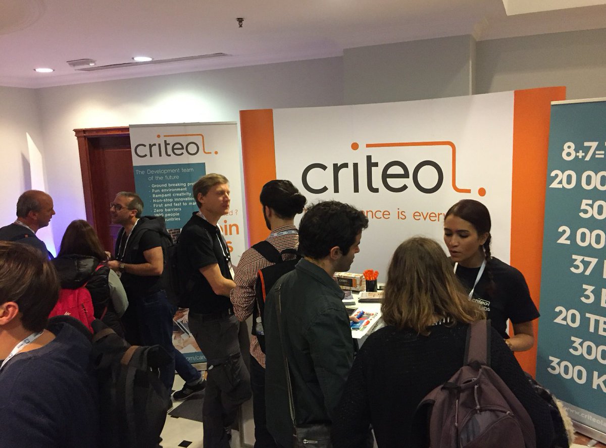 ImaneElAzlouk's tweet image. Crowded booth at #ApacheCon ! Happy to meet you guys 😊 @CriteoEng #apachebigdata #engineering