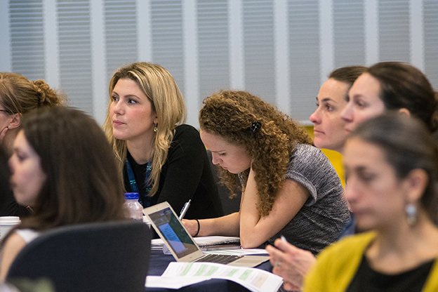 LeadersHealth's tweet photo. We had some great discussions at #leadershealth16 pre-day w/ #agents4c #juniordoctors. Do follow @agents4c for more #medlead inspiration https://t.co/syzVvm9wKN
