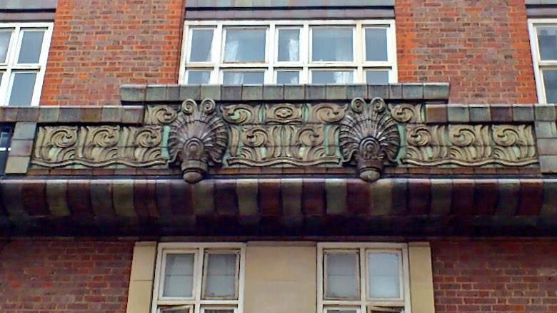Delighted to present my new '#ArtDeco in #Mayfair' tour: bit.ly/2eViZat. Explore the playground of the Bright Young Things! #london