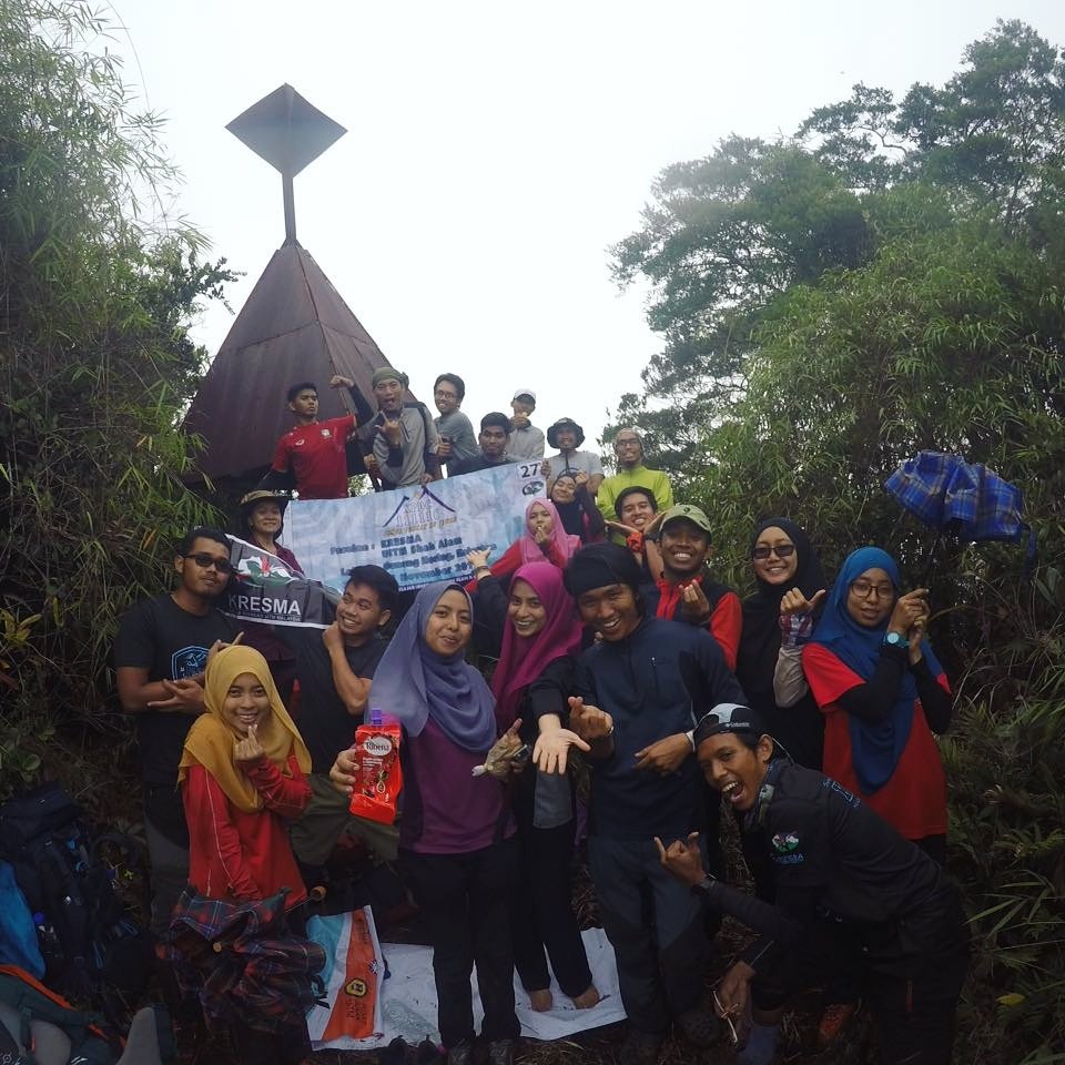 Ini_Madi's tweet photo. First time hiking, terus naik gunung noring.
#transnoringcomplete #anakreng #noringtimur #6d5n #kresma
@twt_hikingMY https://t.co/ILHmdyDFMn