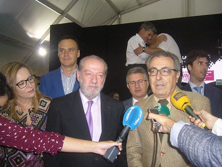 ColoniasGaleon's tweet photo. VII Muestra de la Feria de Vinos y licores de la provincia de Sevilla
BODEGA COLONIAS DE GALEÓN
Más info: https://t.co/5Q03BDP2V0 https://t.co/kOktuCjDUh
