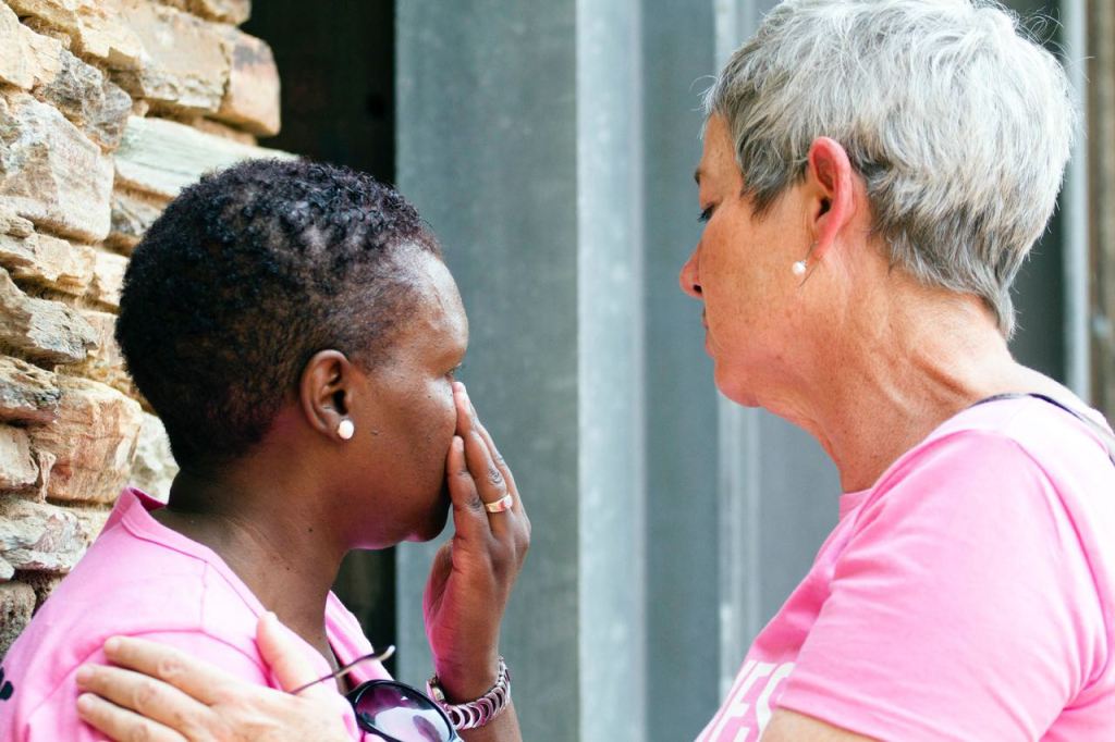 LisaRobertsZA's tweet photo. Sad loss of a strong woman https://t.co/S1CGv2PpOO https://t.co/xcE3JKVOwR