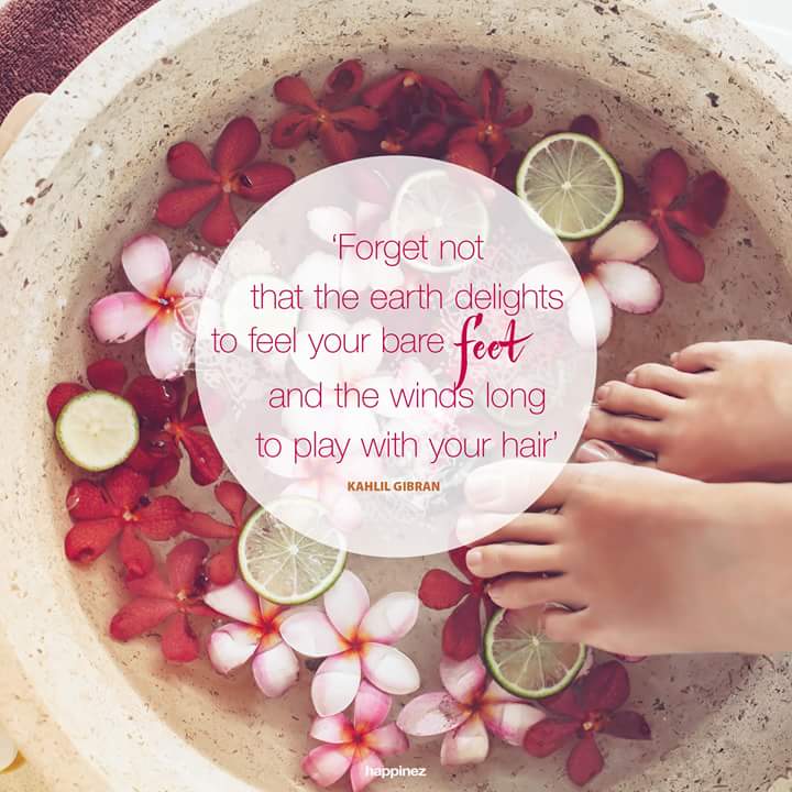 dharma_massage's tweet photo. Wist je dat je voetzolen in verbinding staan met al je organen? Boek een voetmassage en knap van top tot teen op! https://t.co/kjWg0EXTCn https://t.co/7k1BBbWklk