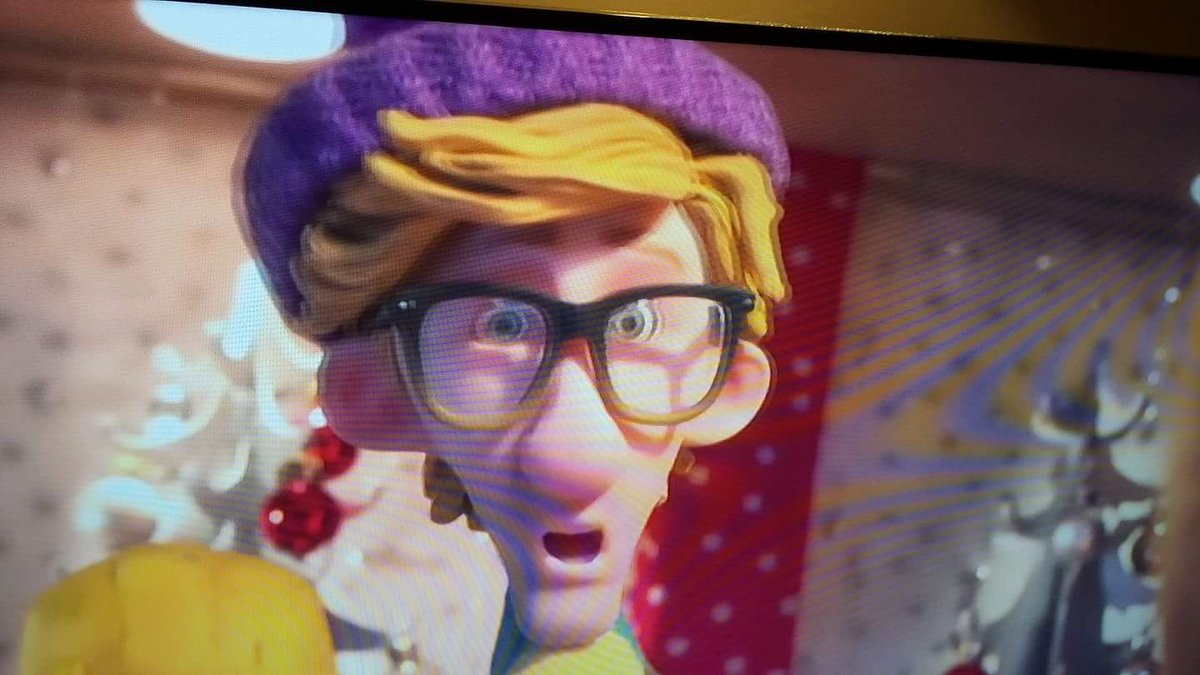 Anyone else think <a href="/RealStephens/">Matt Stephens</a> from <a href="/gcn/">Gcn</a> is moonlighting in the new sainsburys advert. #dopleganger #bodge #gcn