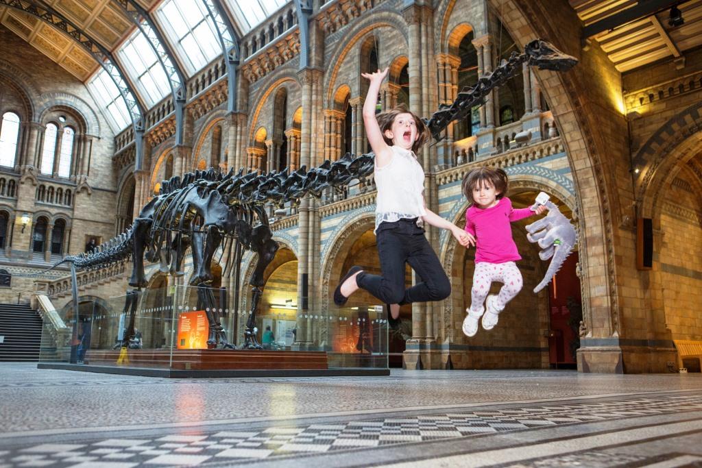 RochdaleCouncil's tweet photo. Fan-dino-tastic news for the borough today! Dippy's coming to Rochdale! #DippyOnTour @NHM_London @JEMsoc @Richardfarnell1 https://t.co/Ac8WlJWPEk
