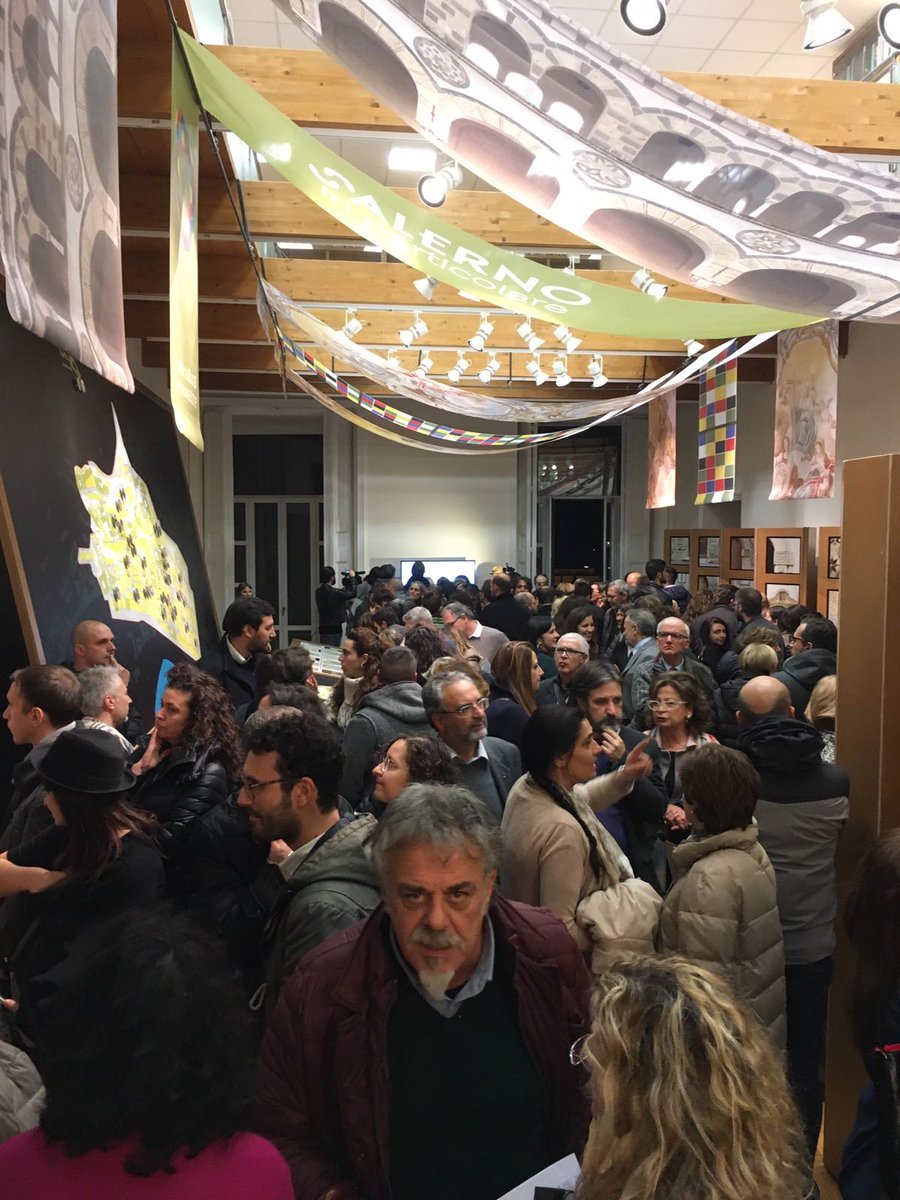 ElenaSalzano's tweet photo. @UniSalerno @Databenc @salernoinparticolare #mostra centro storico #cultura #teamatwork #piuomenoassociati @incoerenze #contenitorididee https://t.co/fZOikCxDvt