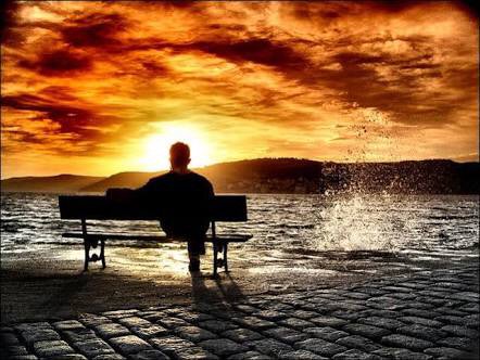 _KirikKalpler's tweet photo. Gün bir kahve tadında bile anlamlıysa derin bir nefes alabiliyorsan sahilde ve dalgaların kıyıya her vurduğunda sana bişey anlatıyorsa düşün https://t.co/5TGbR89LwU