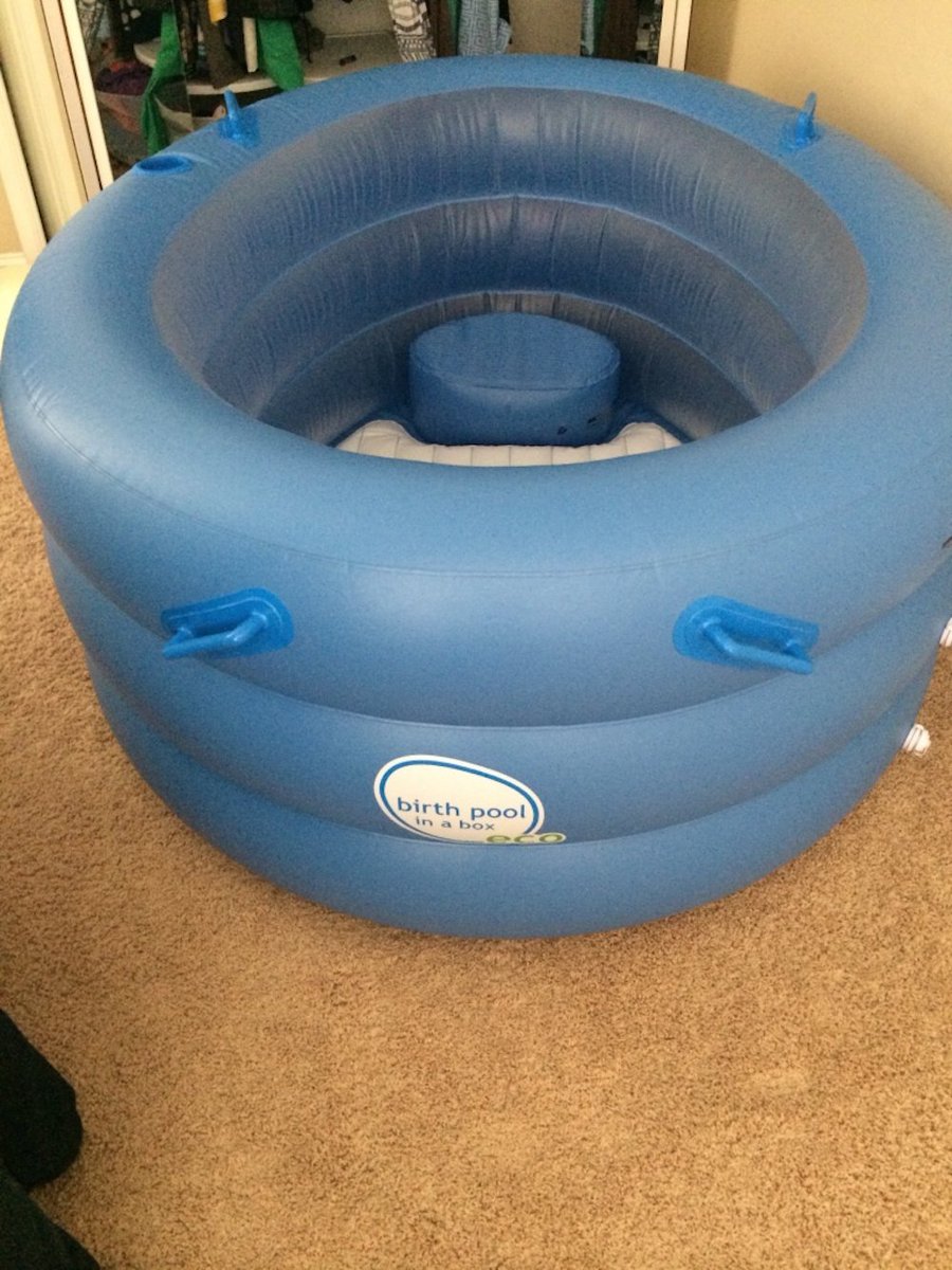 What It’s Really Like to Have a Home Water Birth buff.ly/2fNCUc3