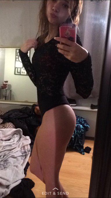 😘👑💕 https://t.co/e8Lu9ASpYv