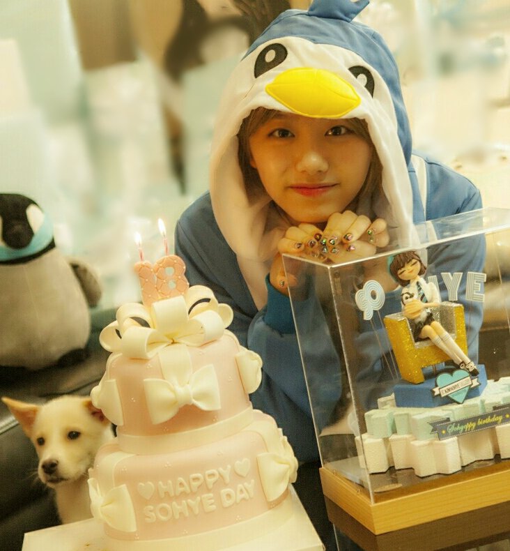 SNP_Ent's tweet photo. #ioi #김소혜 의 미공개 사진들!
2016.07 개밥주는 남자 촬영
2016.07 생일기념
2016.07 WHATTA MAN 뮤비 촬영
2016.07 WHATTA MAN 뮤비 촬영 2 https://t.co/aEJ28owyZM