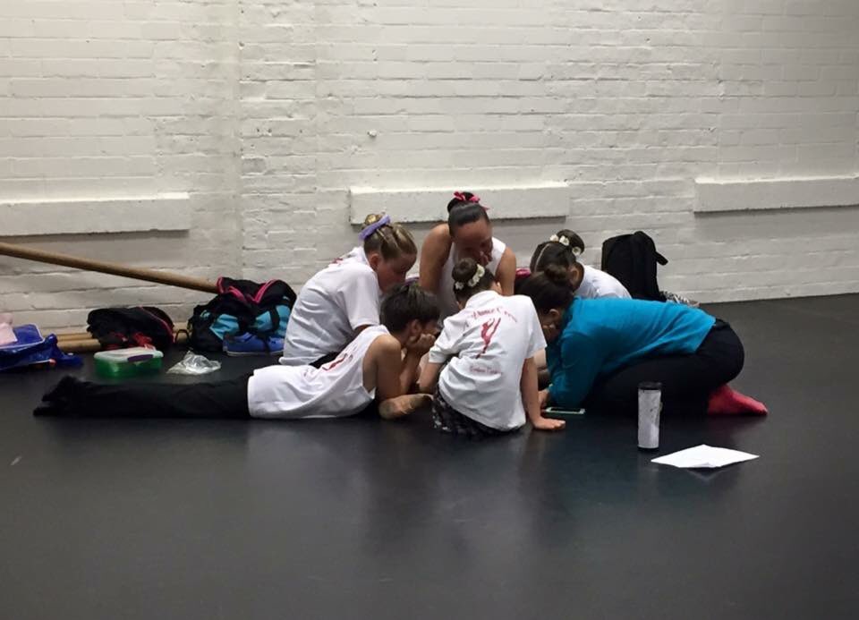 melbcityballet's tweet photo. We love the TC Dance Crew joining us in the city to perform together!! #tennantcreek #melbournecityballet #penpals https://t.co/EVoinRh5rt