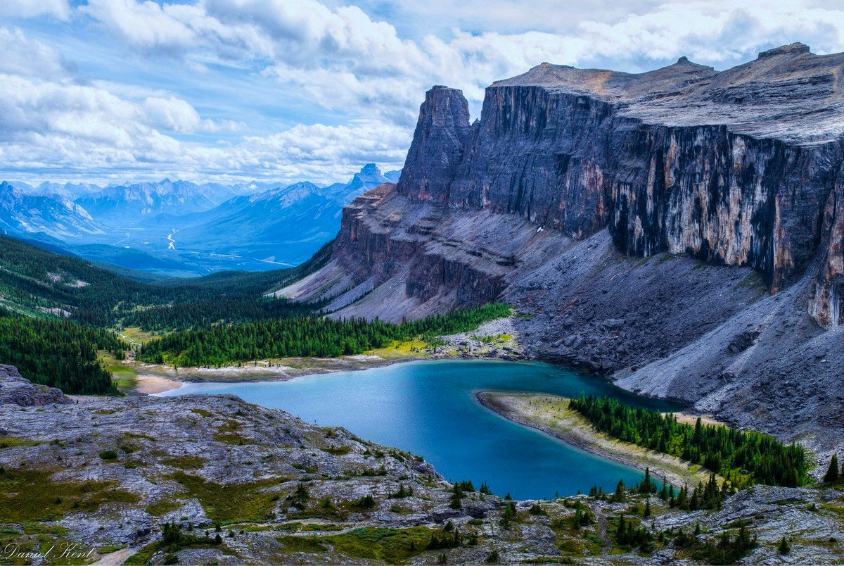 iv_boks's tweet photo. good morning to all =)
***
#landscape #rockbound #alberta #Canada https://t.co/7KmHsVfUyQ
