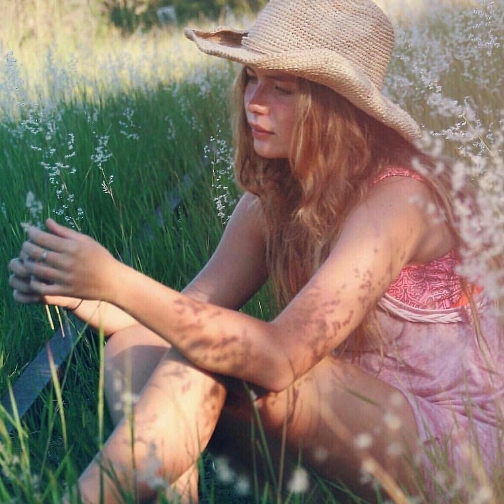 LayoutsNeighbrs's tweet photo. Lilly van der meer
rt or like if you save
please give me credit if you use https://t.co/jgdPYstUMW