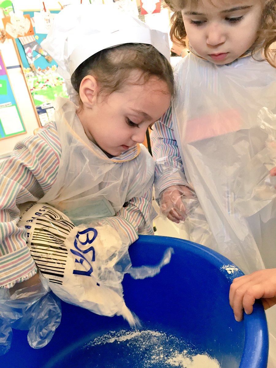 reem_chams's tweet image. KG1"A" learners' quote of the day is "Keep calm and Bake on" #Baker #CommunityHelps #dough #ExperientialLearning @DawhaHighSchool @FThaalby