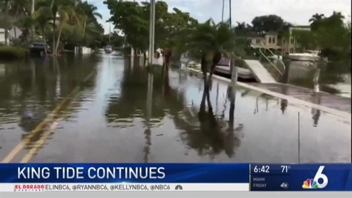 miaminewsnow's tweet photo. South Florida Continuing With King Tide Issue https://t.co/rZwk1DXRfZ #miami https://t.co/xiweW49wDJ