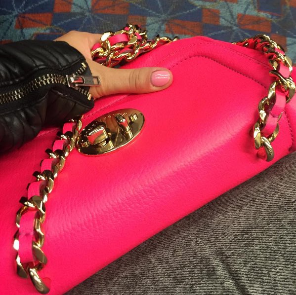 hillandfriends's tweet photo. #HappyChain in #HappyPink and leather, a match made in heaven #hillandfriends https://t.co/3LxqmTRmZe