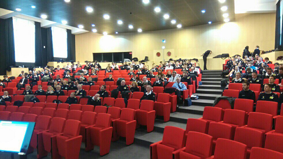 SSA_EVDG's tweet photo. J2 de la #formation des membres du #CFMSSA: le statut général des #militaires, un rappel essentiel. @Defense_gouv https://t.co/IZxqSV2W1D