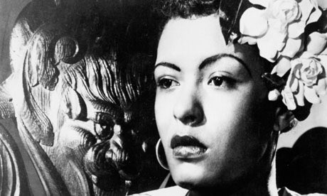 musictuits's tweet photo. Eleanora, como se llamaba en realidad, sufrió una gran miseria económica que la llevó prostituirse durante un tiempo. #BillieHoliday https://t.co/k5TmmtRtZF
