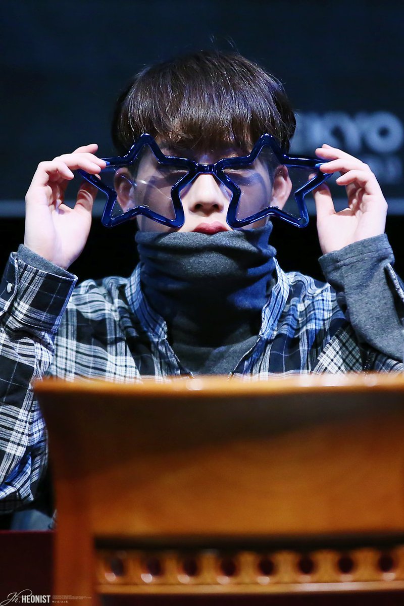 heonistnet's tweet photo. 161112 용산팬싸
#주헌 #몬스타엑스 @OfficialMonstaX
싴해,,, https://t.co/ZLocInmaCc