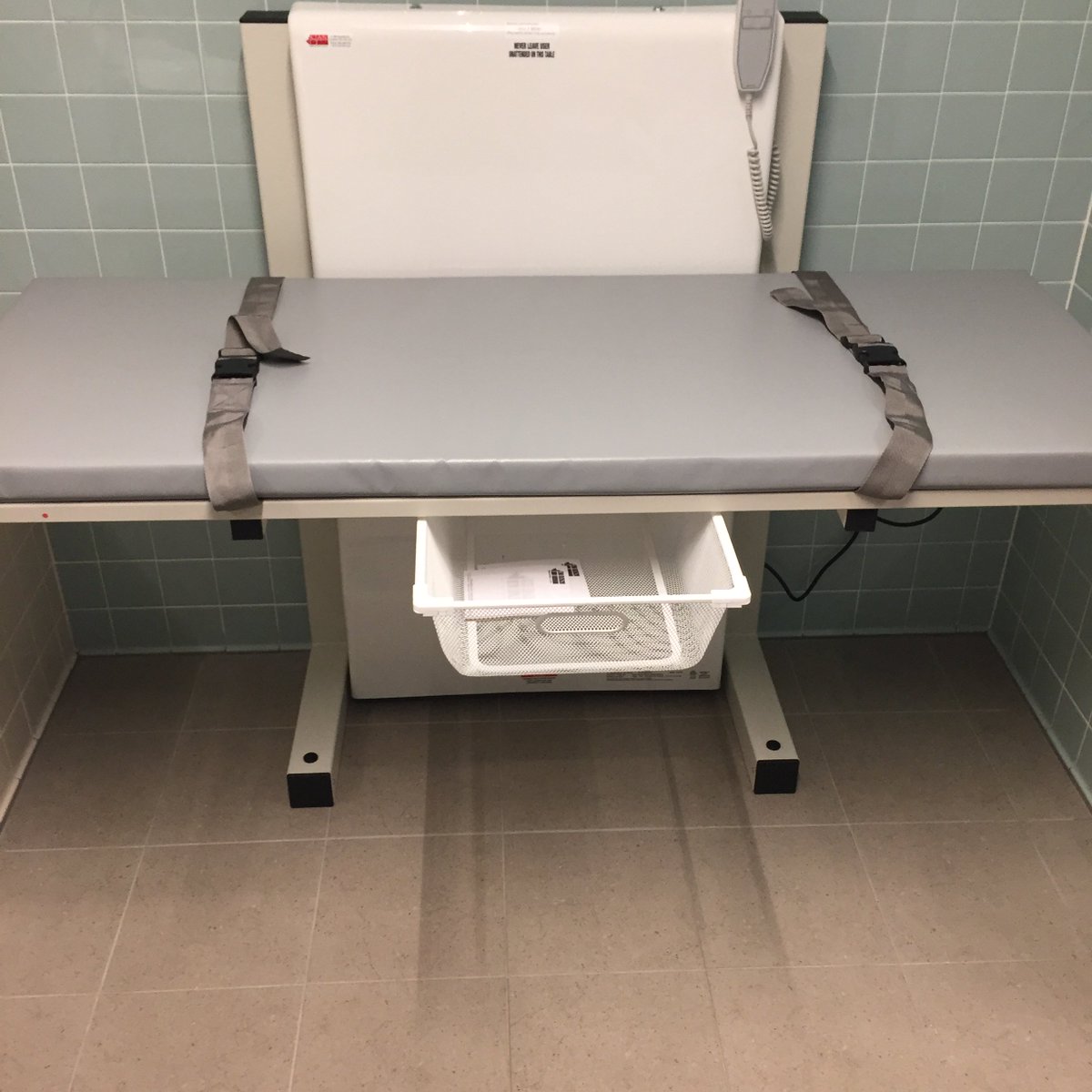 liftandcare's tweet photo. Check out this recent install of a Changing Table at an elementary school in CT.  888-927-6279 https://t.co/CTUuMFUwbh https://t.co/gyKTYvaope