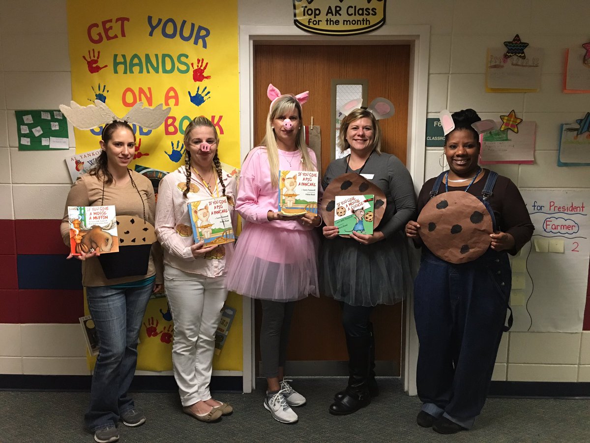 tgriffin_fle's tweet photo. Book Character Parade! #readersareleaders #cbw2k16 #wearefle @sukaratana_lcss @fle_media @Supt_LCSS @crocker_lcss @KashdownFLE https://t.co/dYksv7muzl
