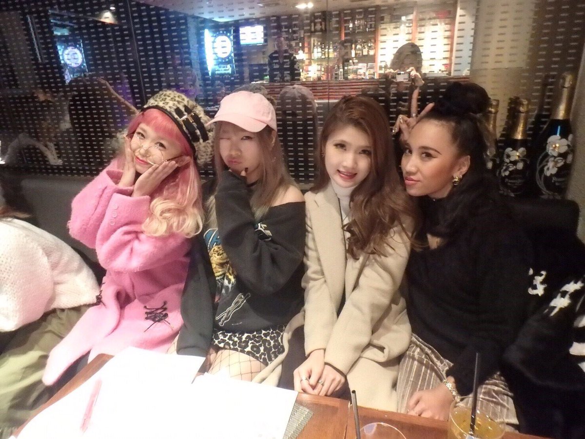 n_timu's tweet photo. マルキューサミット😊😊
今回はXObarさんで開催!
ありがとうございました❤️
#XObar
#マルキューサミット
#109ニュース https://t.co/LHzft1Du9M