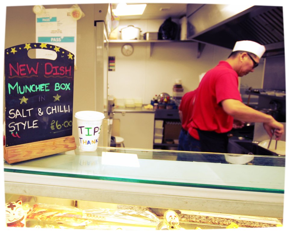 A Salt &amp; Chilli style #MunchieBox for £6? Don't mind if we do!! #Glasgow #Chinese #Food #Dinner