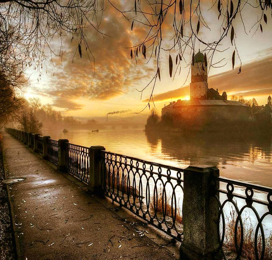 Autumn sunsrise..... by Miss Angel