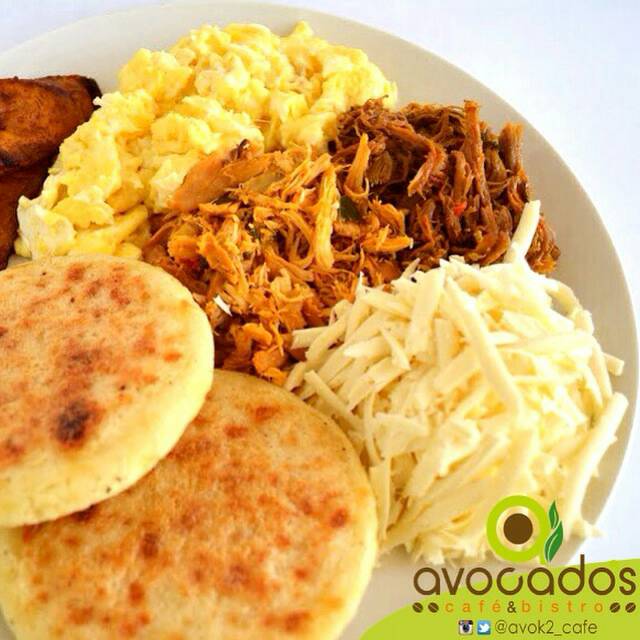 avok2_cafe's tweet photo. Nada como empezar el  día con nuestro sabor #venezolano. Visítanos en el CC Plaza del Centro PB. De 7am a 7pm https://t.co/TnMI7SipSY