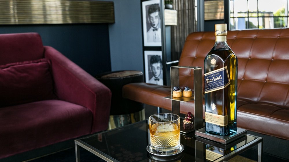 I migliori locali dove bere #JohnnieWalker #BlueLabel <a href="/icon_panorama/">Icon Panorama</a> icon.panorama.it/viaggi/whisky-…