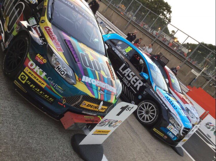 AidenMoffat16's tweet image. Working hard to get to the top step of the podium with @LaserRacing in @DunlopBTCC @DunlopLive #BTCC2017 #bringiton