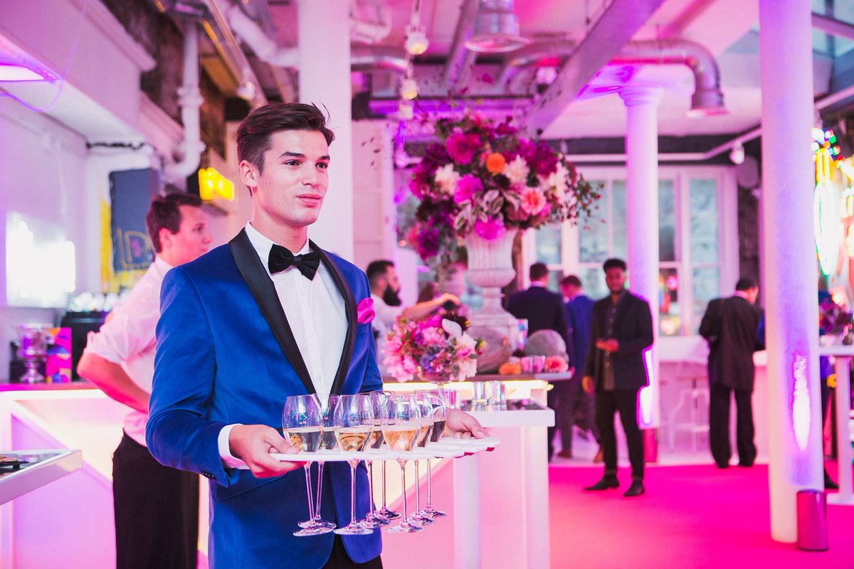 snapshotstaff's tweet photo. Some of our staff out at our events.
#eventstaff #modelstaffing https://t.co/Kz1ucChRs2