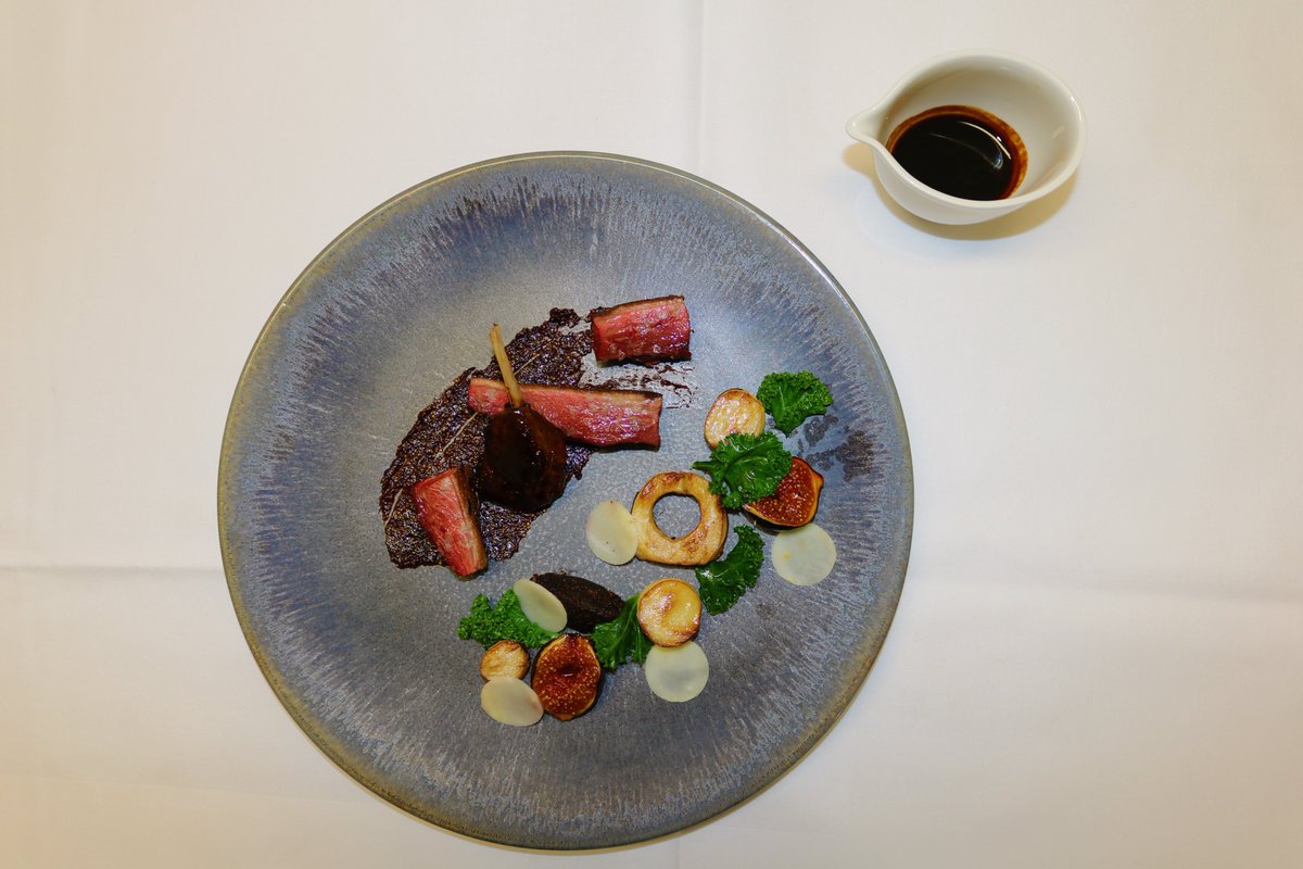 lortolan's tweet photo. We know it's mean posting this delish dish at lunchtime..but you deserve a treat, right? Breast & confit leg of mallard #ReadingRestaurants https://t.co/8aTX4MKL91