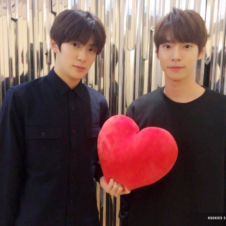 CxTRBrrUcAA_T4p.jpg:large