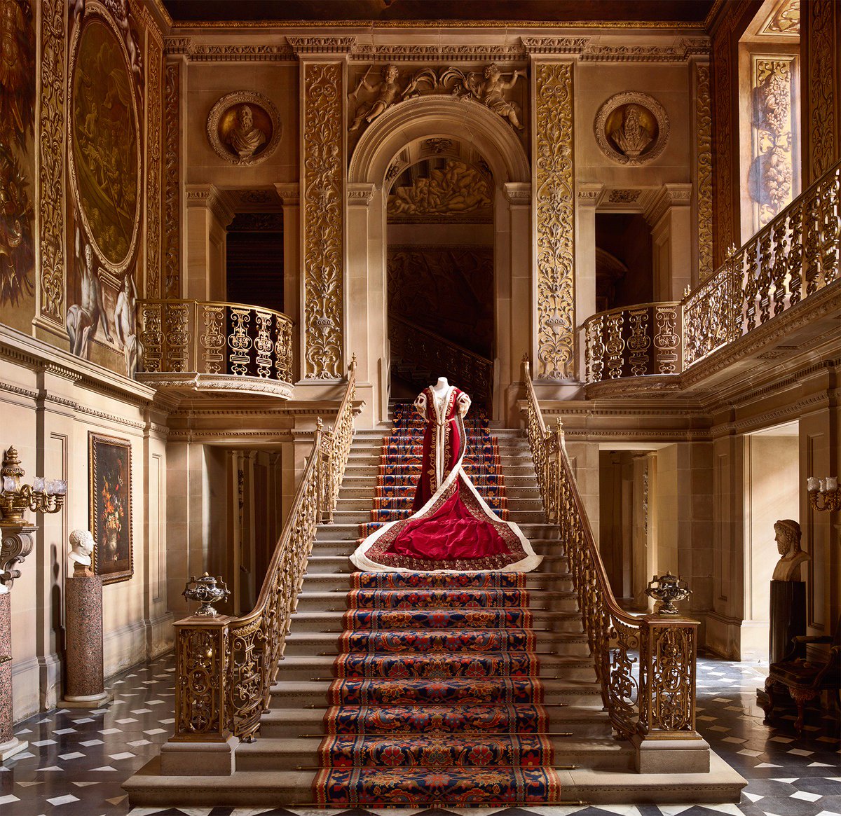 ChatsworthHouse's tweet photo. In 2017 we hold our biggest exhibition yet - House Style: Five Centuries of Fashion at Chatsworth #ChatsworthHouseStyle https://t.co/XxgK6mKOgb