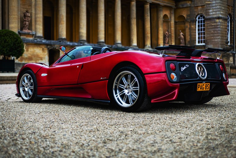 В сети появились фото обновленого гиперкара Pagani Huayra
oane.ws/2016/11/15/v-s…