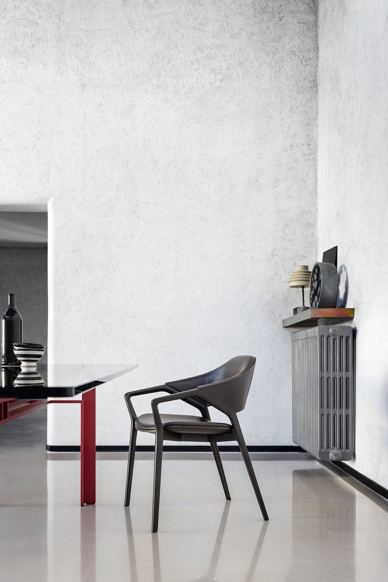Cassina's tweet photo. The Ico chair by Ora-Ito enters the permanent collection of the Pompidou Centre. #MedaMade https://t.co/d9W4liPSAE