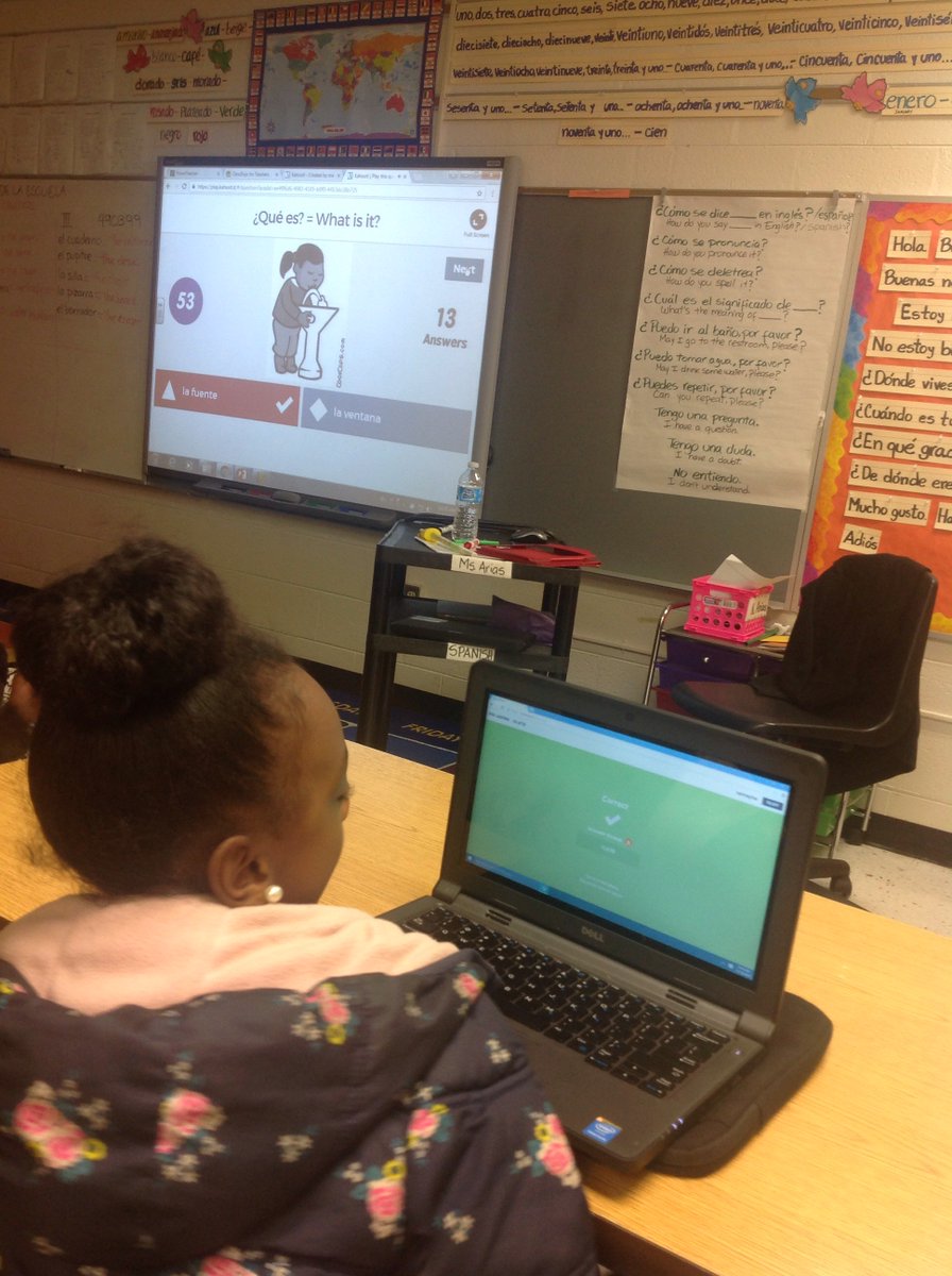 profesoraarias's tweet photo. Using @GetKahoot to practice reading in Spanish. #SchoolObjects https://t.co/dKEP5a1HxJ